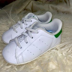 Stan Smith crib Adidas